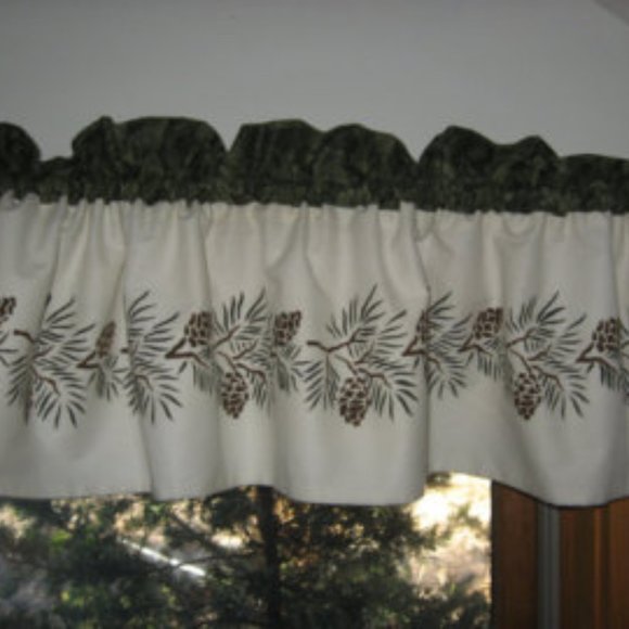 Hand stenciled cotton lined Pine Cone Valance - Picture 1 of 1